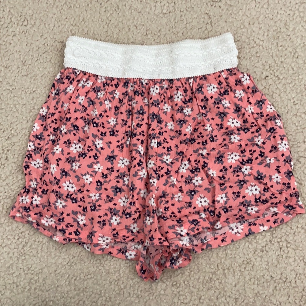high waisted floral pattern loose shorts